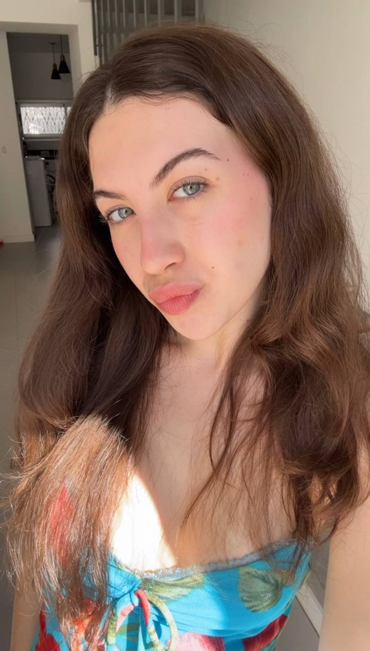 Nude girl Amber in Hachioji