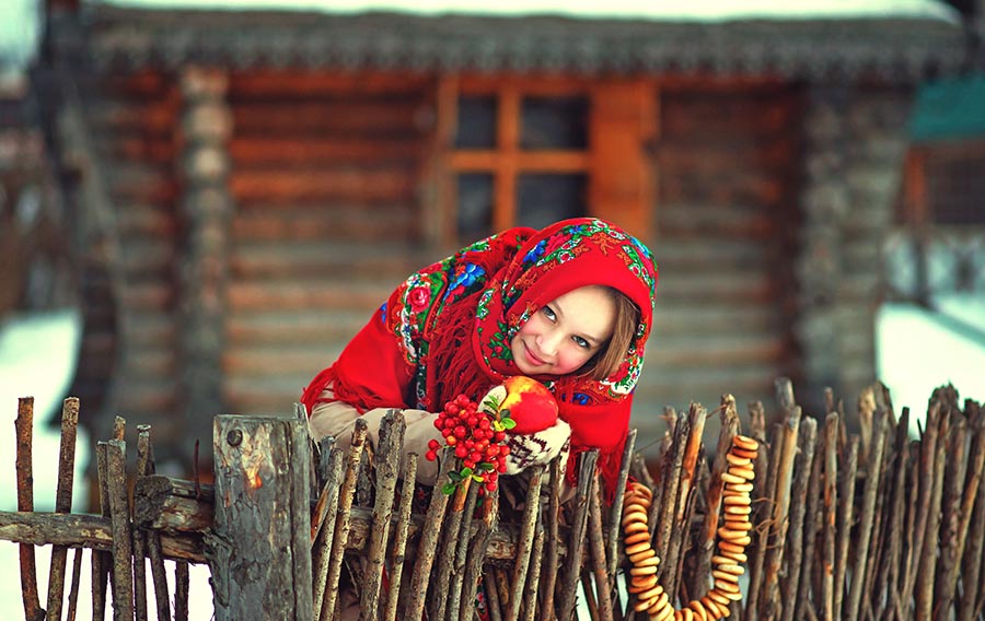 Sexy girl Women in Slavic costumes in Hachioji