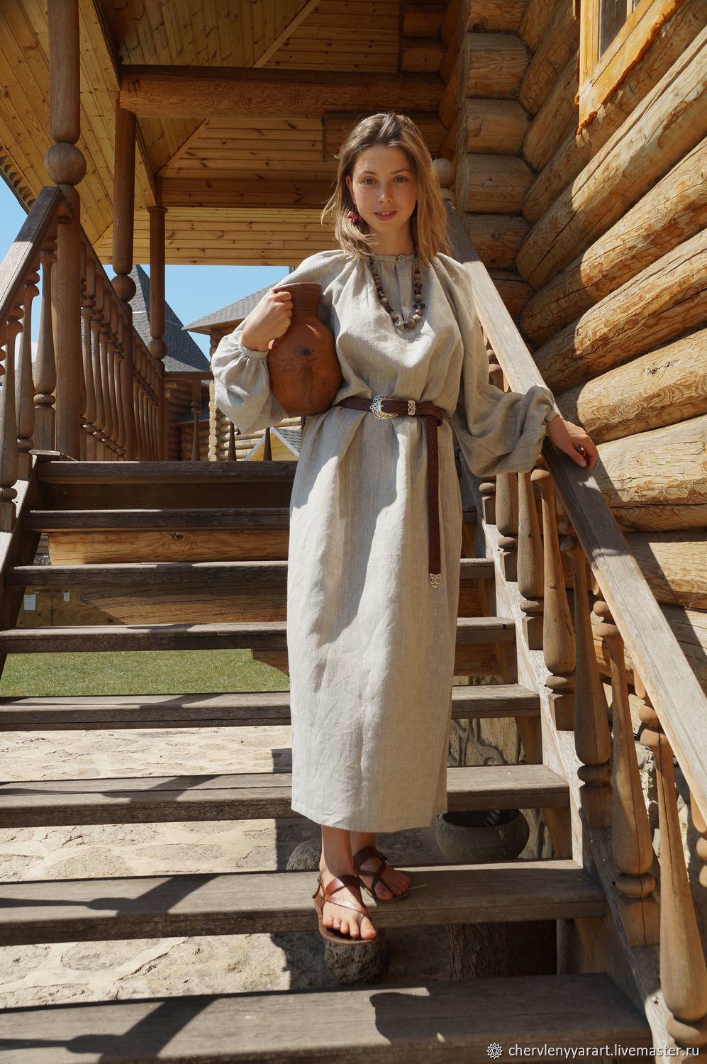 Girls in Slavic costumes in Hachioji